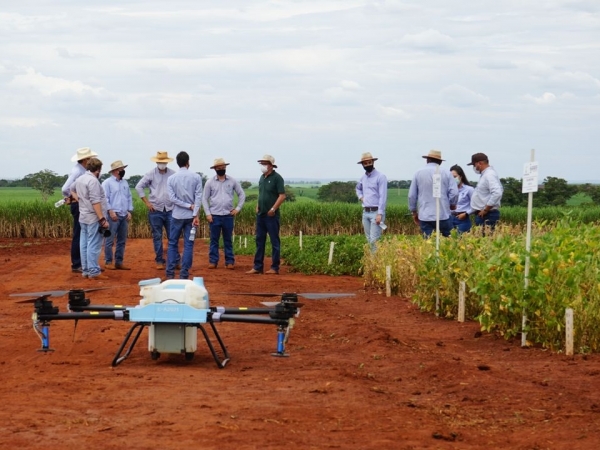 A Eavision leva percepção visual binocular e controle autônomo, com utilização de inteligência artificial, como a sua tecnologia principal através de drones de alta produção.  Foto: Divulgação