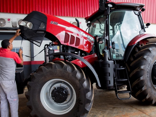 Empregabilidade no agro impacta em outras áreas ligadas ao setor, como manutenção de equipamentos agrícolas. Foto: Divulgação